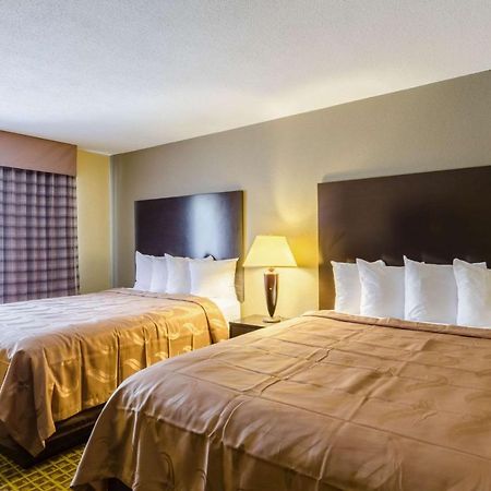 Rodeway Inn Brockton Eksteriør bilde